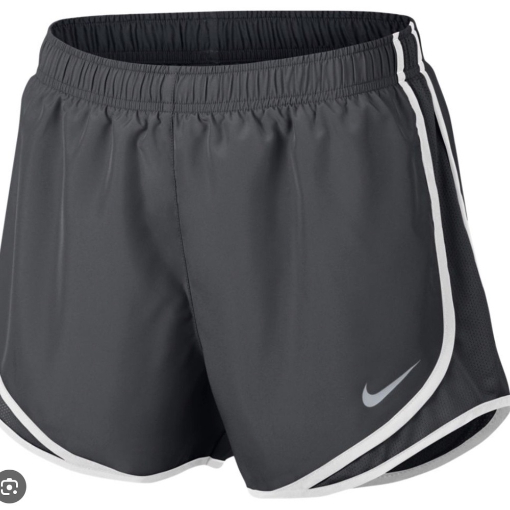 Nike short gray, XL, never worn